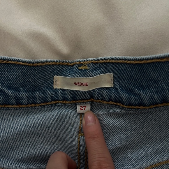 LEVI’S - Wedgies Straight Fit Women’s Jeans - Picture 3 of 5